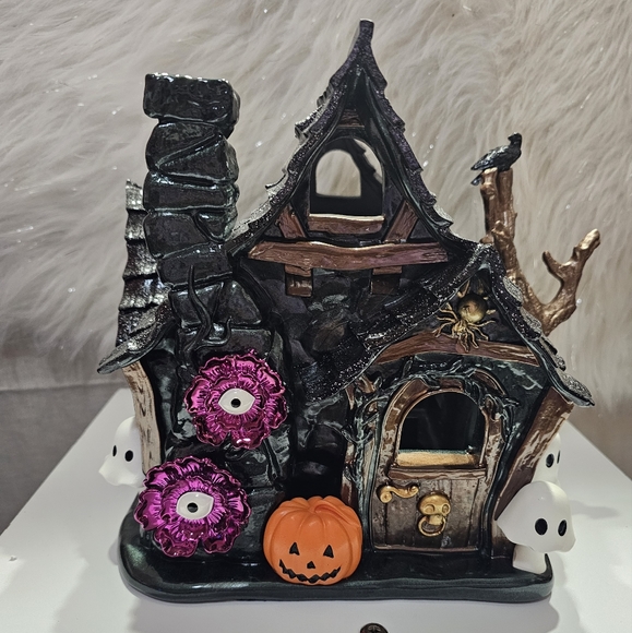 Bath & Body Works Holiday 222 Bath Body Works Haunted House